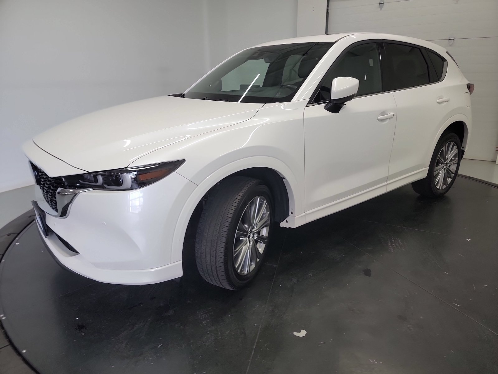 Used 2022 Snowflake White Pearl Mica Mazda 2.5 Turbo Signature image 3