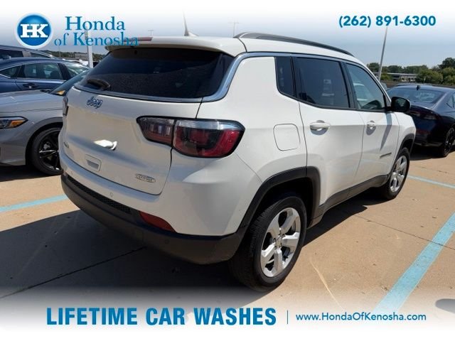 Used 2018 Jeep Compass Latitude with VIN 3C4NJDBB6JT392463 for sale in Bristol, WI
