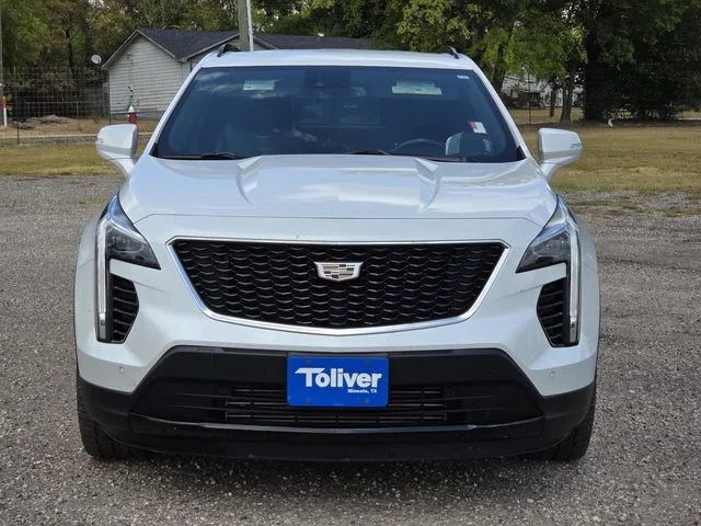 Used 2022 White Cadillac Sport image 3