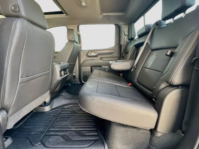 New 2026 Summit White GMC Elevation image 17
