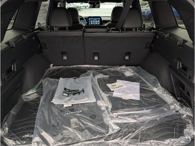 2026 Subaru Outback Limited - Photo 33