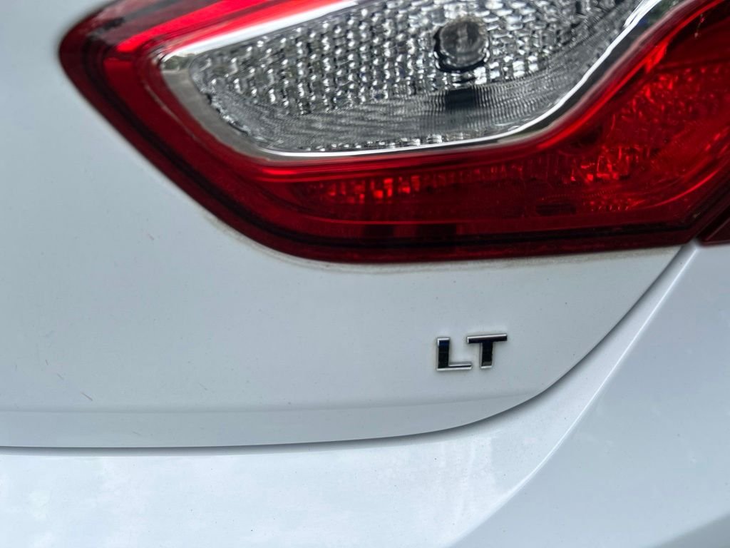 2017 Chevrolet Cruze LT - Photo 10