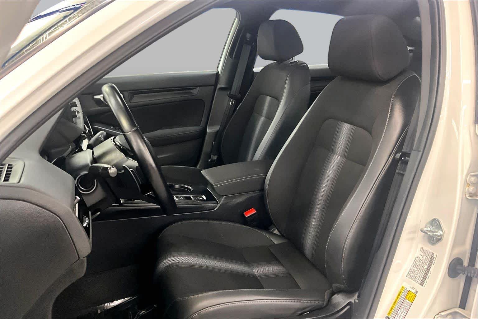 Used 2023 Platinum White Pearl Honda Sport image 8