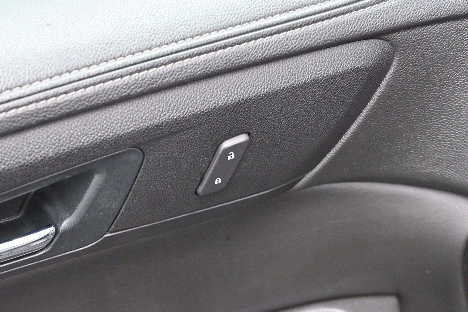 Used 2016 Tungsten Metallic Chevrolet LT image 10