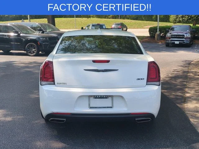 Used 2023 White Chrysler Touring image 4