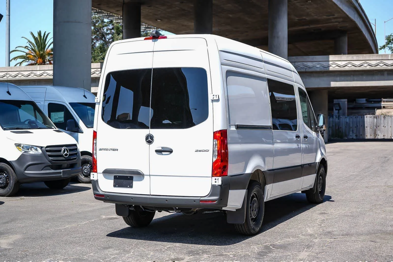 New 2026 Arctic White Mercedes-Benz Crew 144WB High Roof RWD 2.0L I4 Diesel Turbo HO image 7