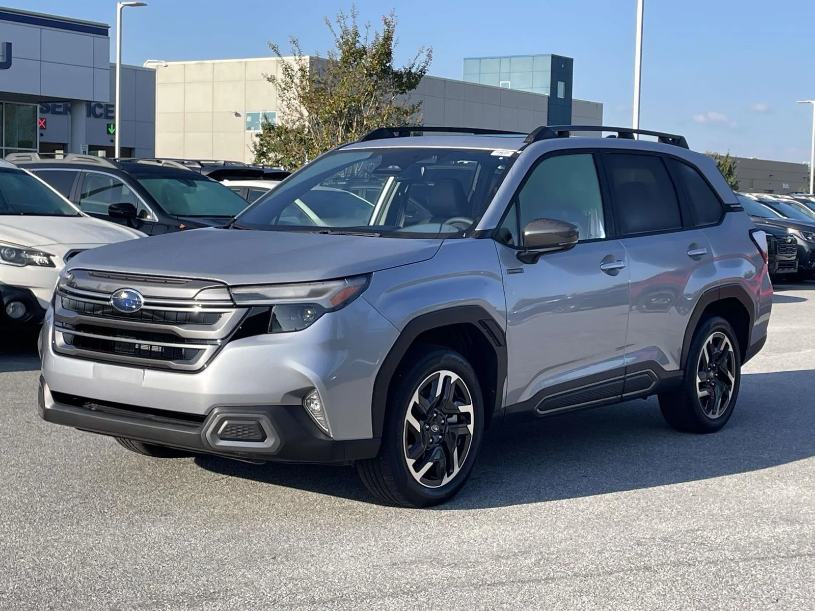 Used 2025 Ice Silver Metallic Subaru Limited Hybrid image 23