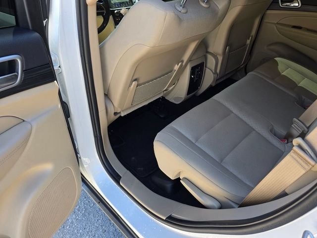 Certified Used 2022 White Jeep Laredo E image 30