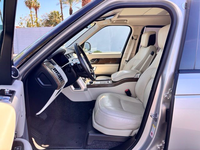 Used 2019 Aruba Premium Metallic Land Rover 5.0L V8 Supercharged image 10
