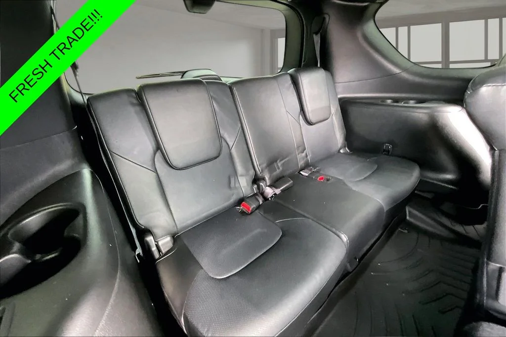 Used 2024 White INFINITI Sensory image 24