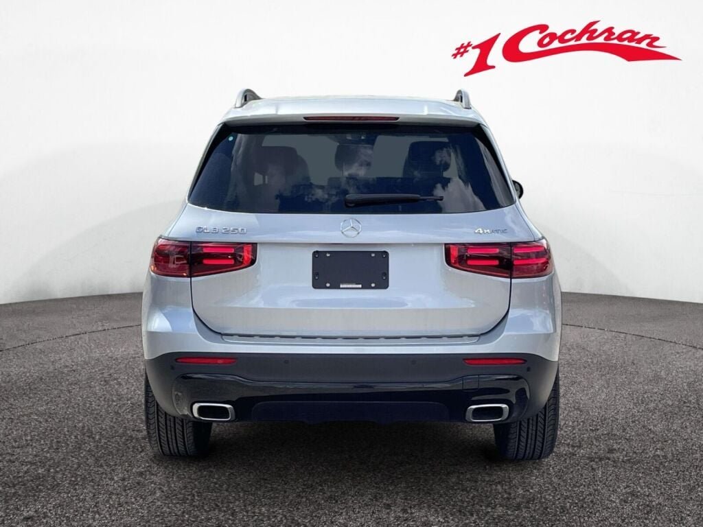 New 2026 Cirrus Silver Metallic Mercedes-Benz GLB 250 image 4