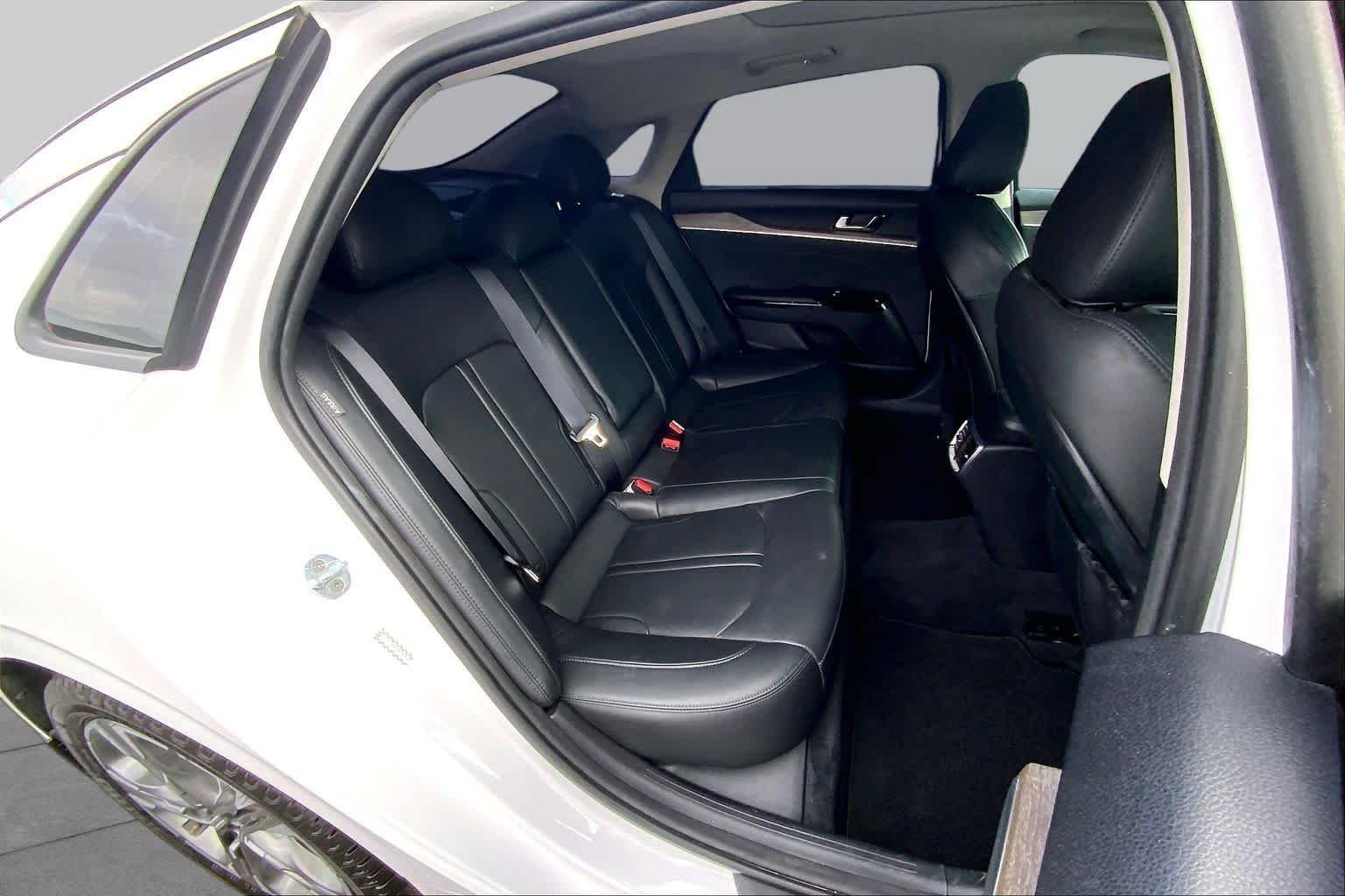 Used 2021 Glacial White Pearl Kia EX image 20