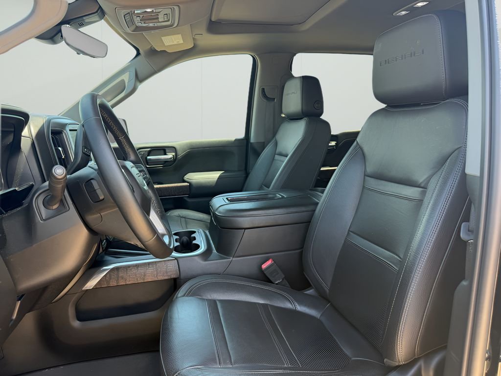 Used 2020 Onyx Black GMC Denali image 9