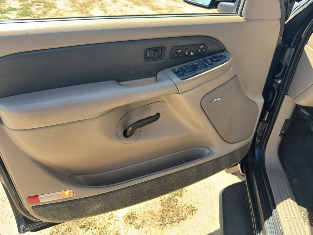 Used 2004 Bk Chevrolet Base image 19