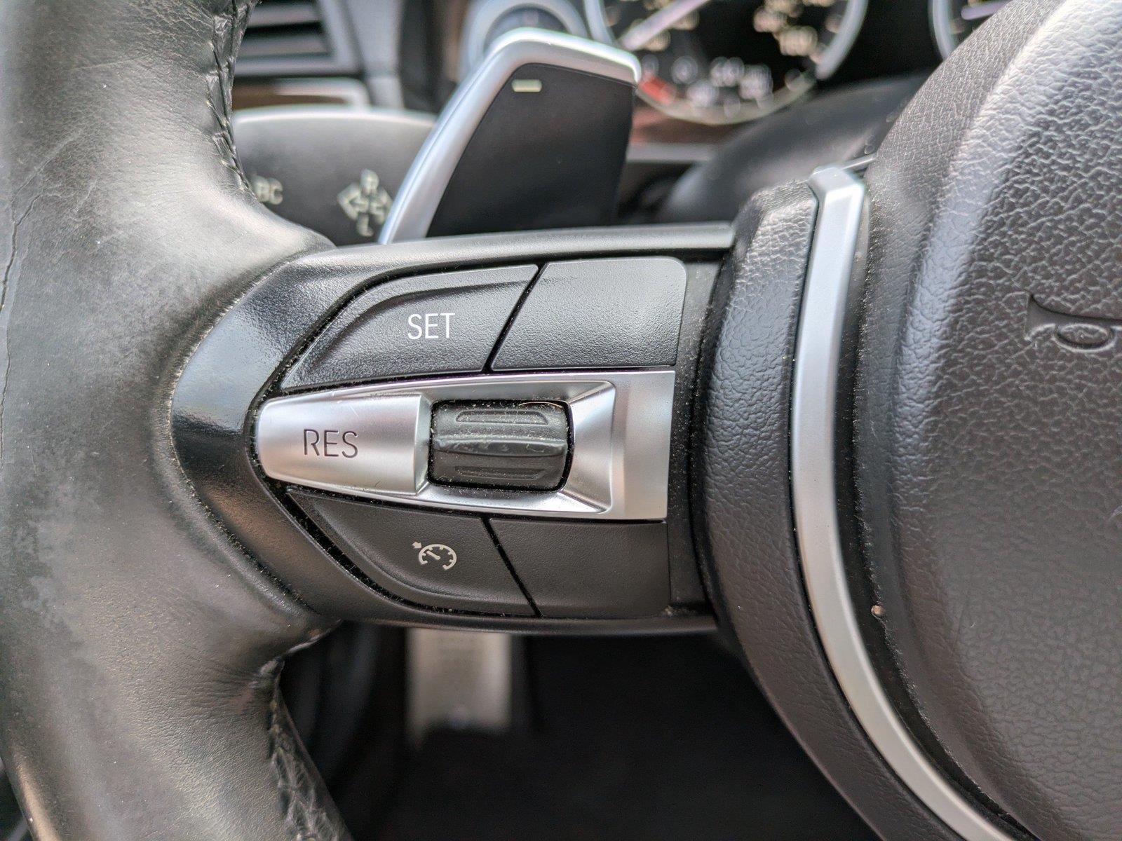 Used 2015  BMW 535i xDrive image 24