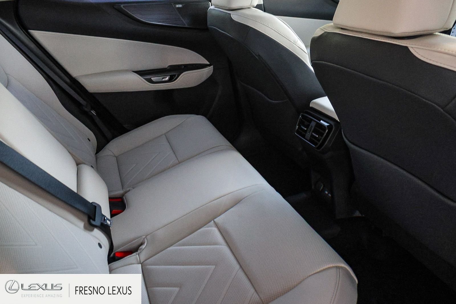 2026 Lexus NX 450h+ Luxury - Photo 13