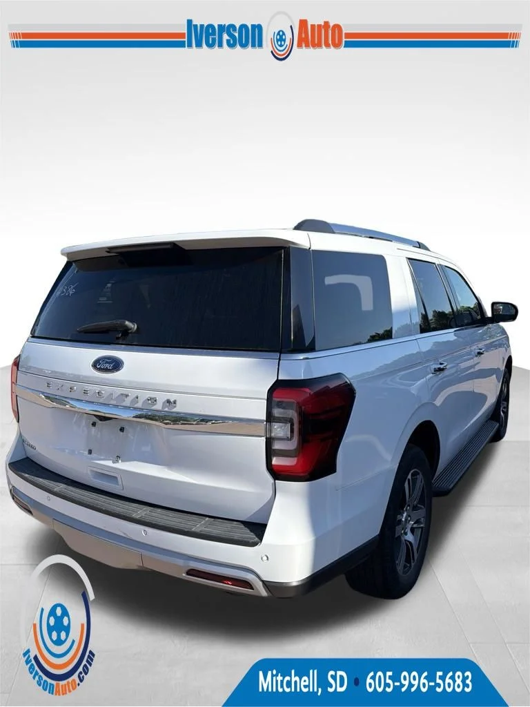 Used 2024 White Ford Limited image 5