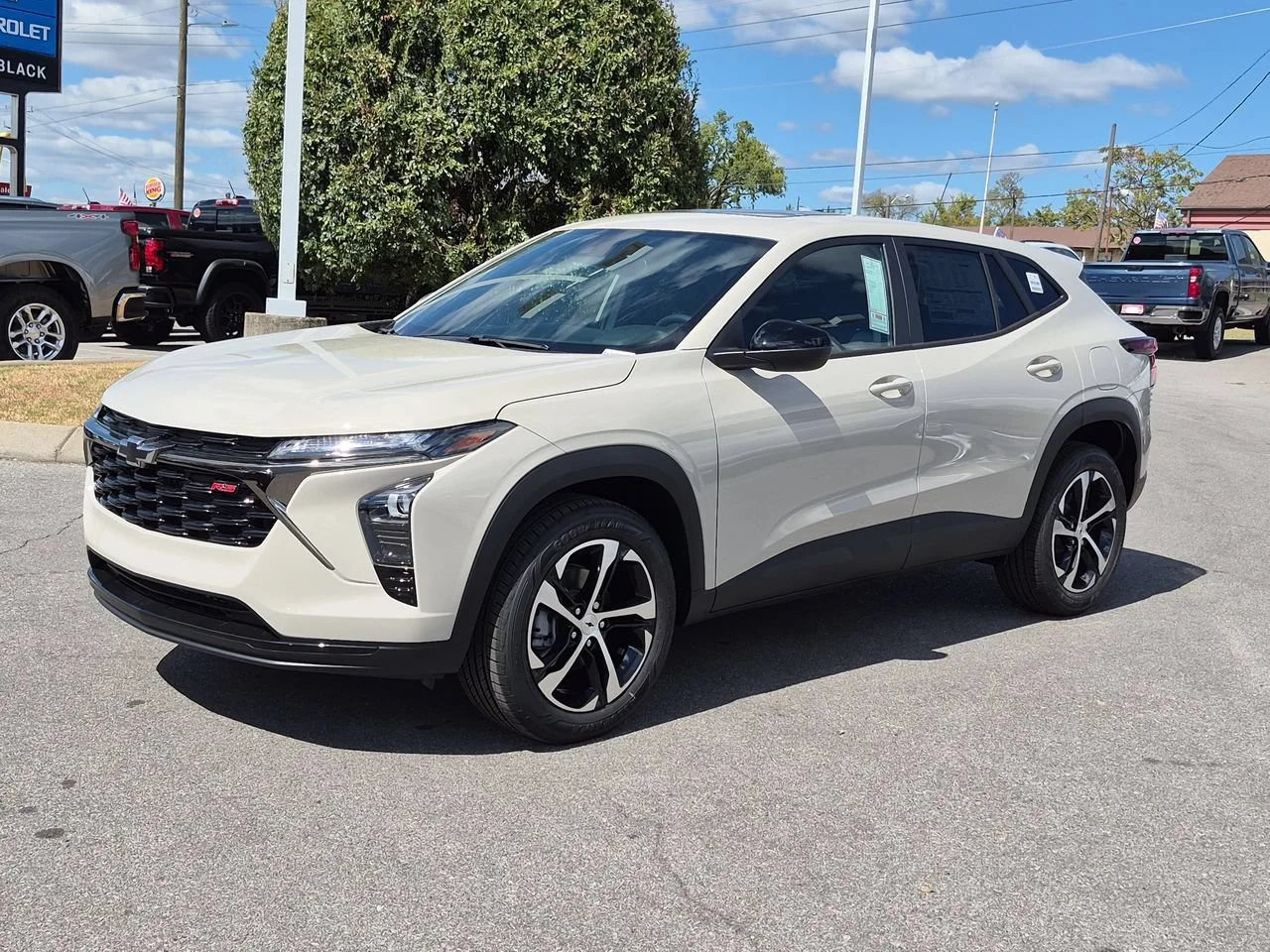 New 2026 White Sands Chevrolet 1RS image 4