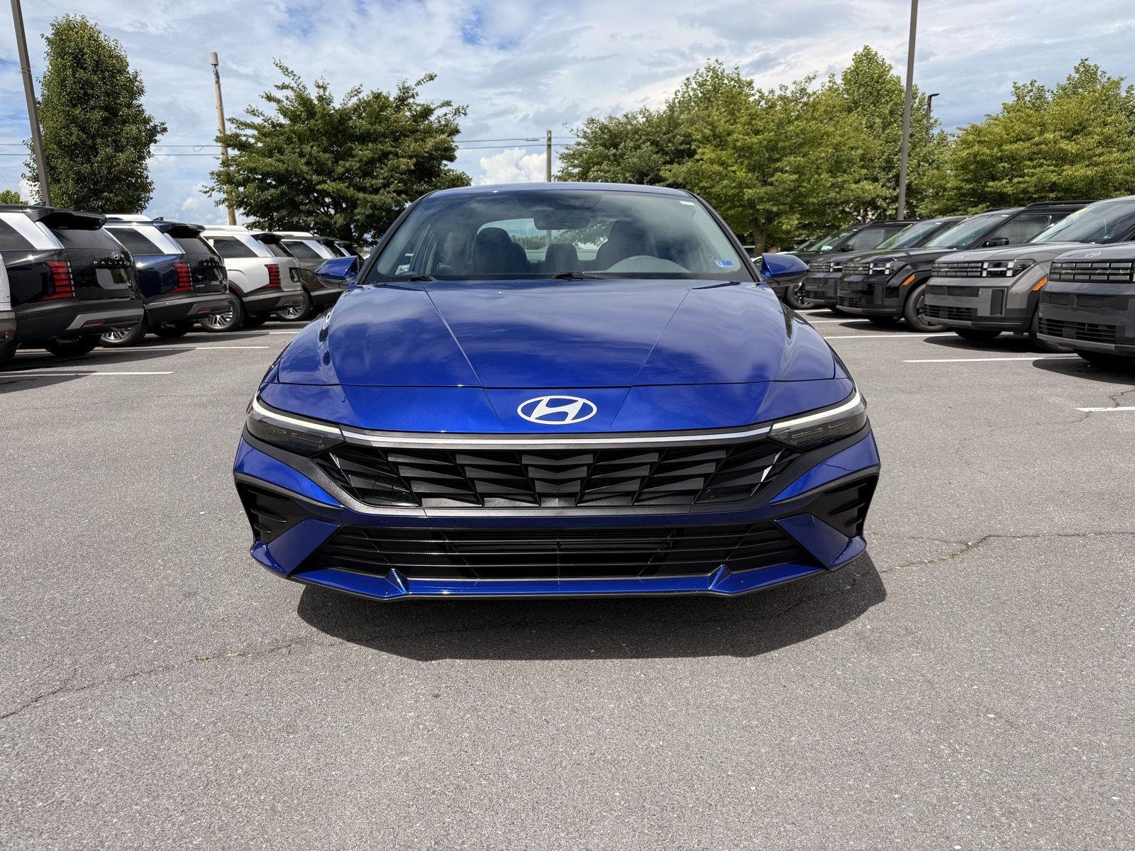Used 2024 Intense Blue Hyundai SEL image 8