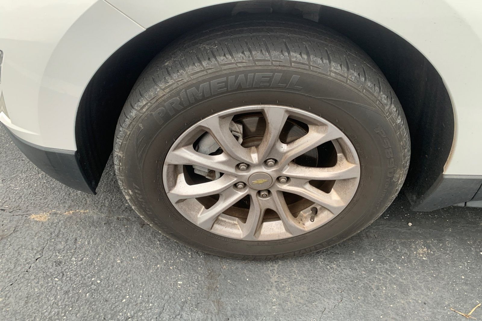 Used 2019 White Chevrolet LS image 7