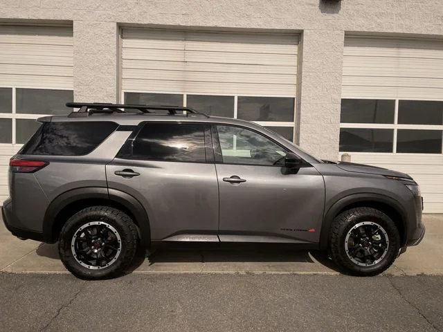 2026 Nissan Pathfinder Rock Creek 4WD's photo