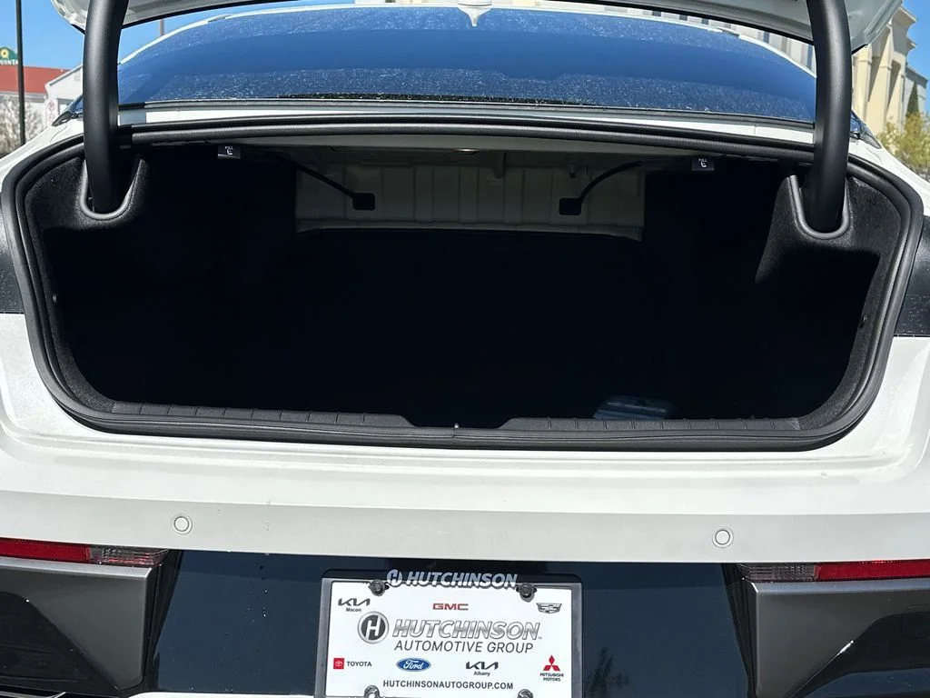 New 2026 White Kia LXS image 18