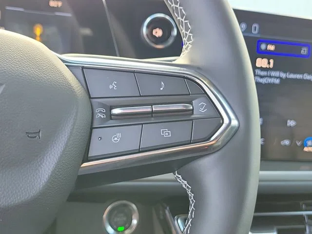 2026 Chevrolet Traverse LT - Photo 24