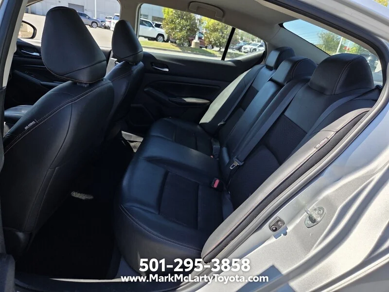 Used 2022 Brilliant Silver Metallic NISSAN 2.5 SR SEDAN image 10
