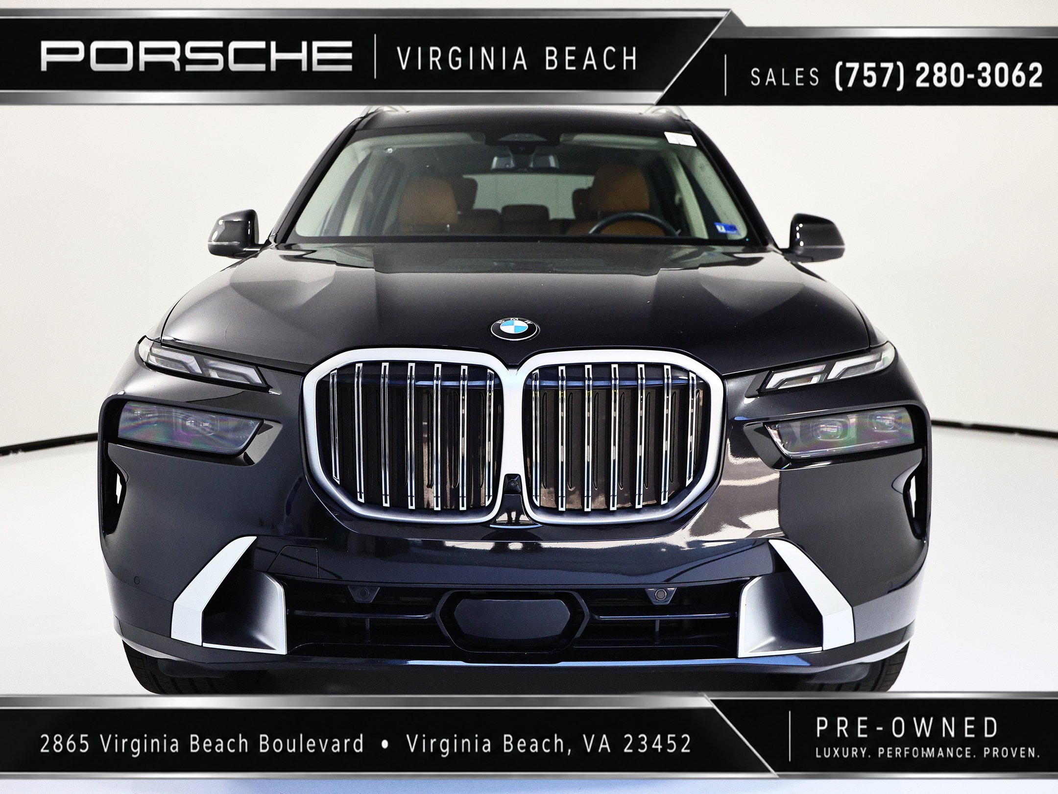 Used 2025 Black BMW xDrive40i image 10