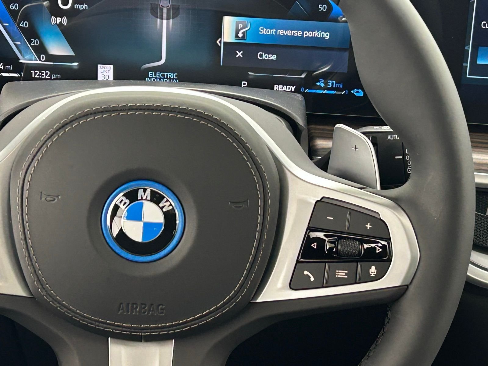 New 2026 Dravit Gray Metallic BMW xDrive50e image 13