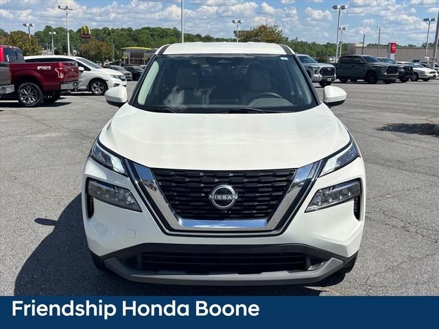 Used 2023 White Nissan SV image 22