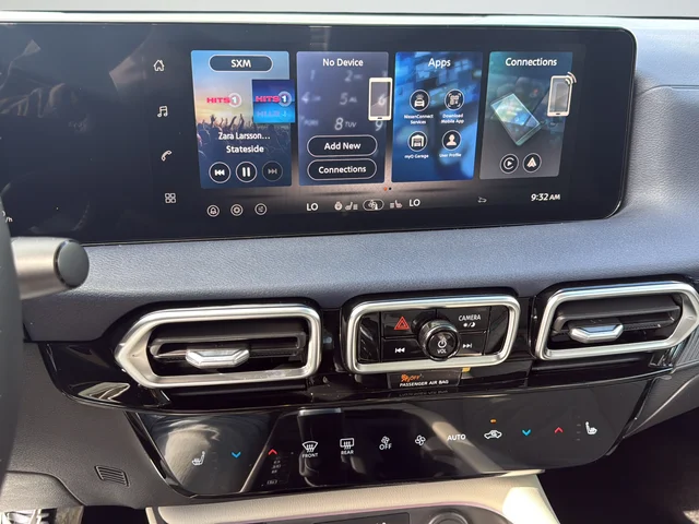 2026 Nissan Sentra SL - Photo 14