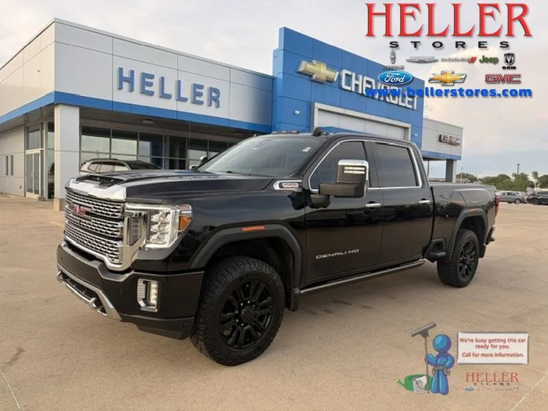 2022 GMC Sierra 4WD Crew Cab Standard Box Denali's photo