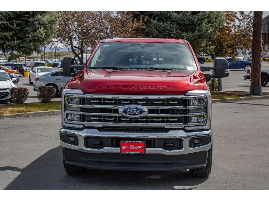 2026 Ford F-250 Super Duty XLT - Photo 3
