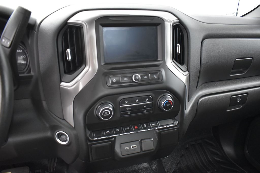 Used 2025 Summit White Chevrolet WT image 13