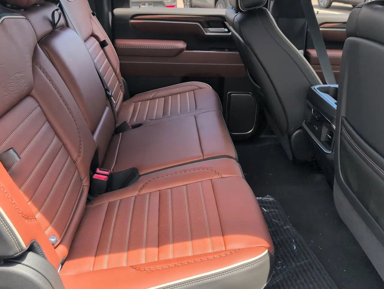 New 2026 Glacier White Tricoat GMC Denali Ultimate image 27