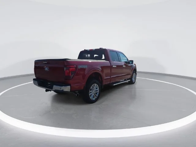 Used 2024 Red Ford XLT image 8