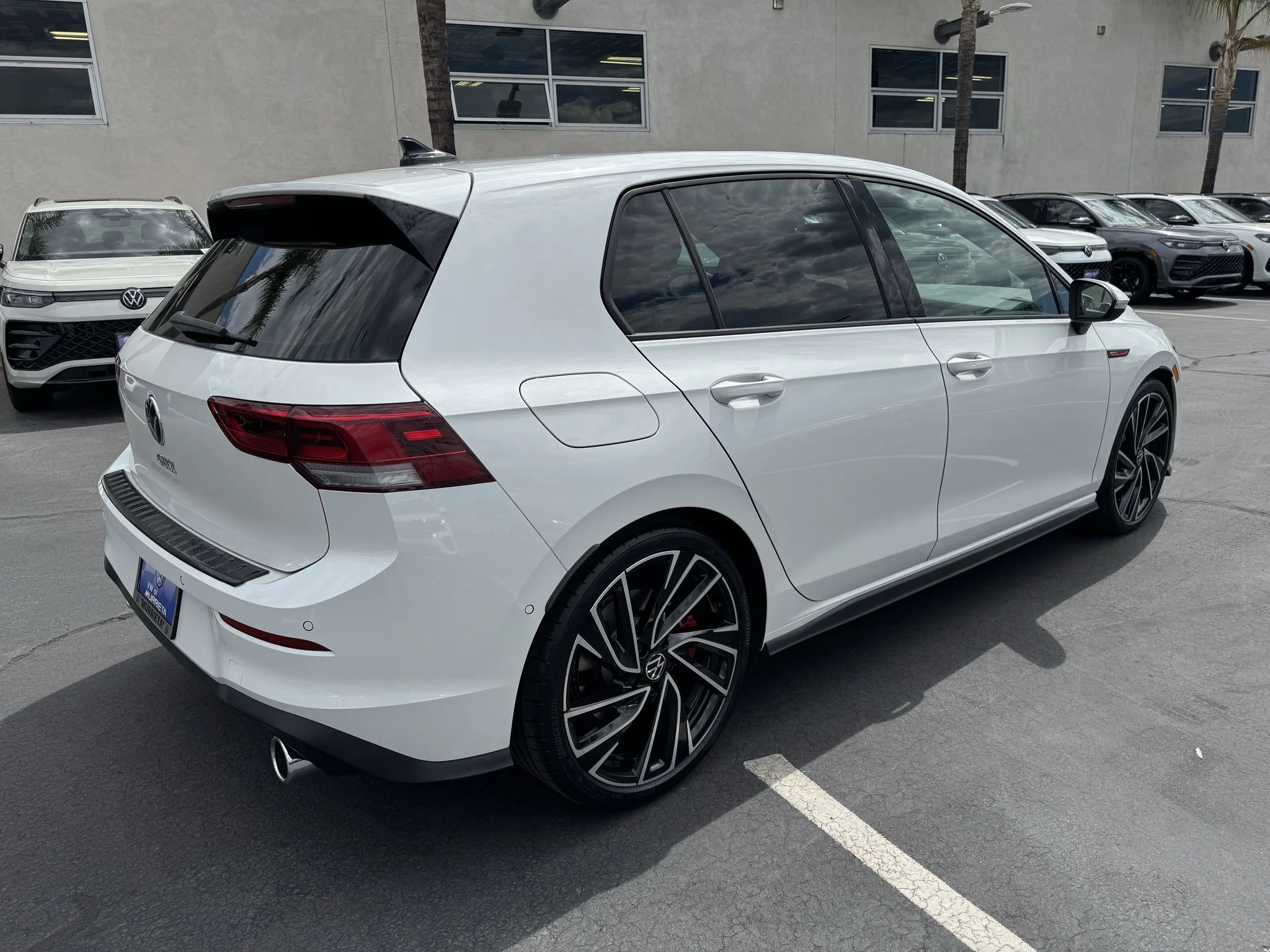 Used 2024 Opal White Pearl Volkswagen Autobahn image 2