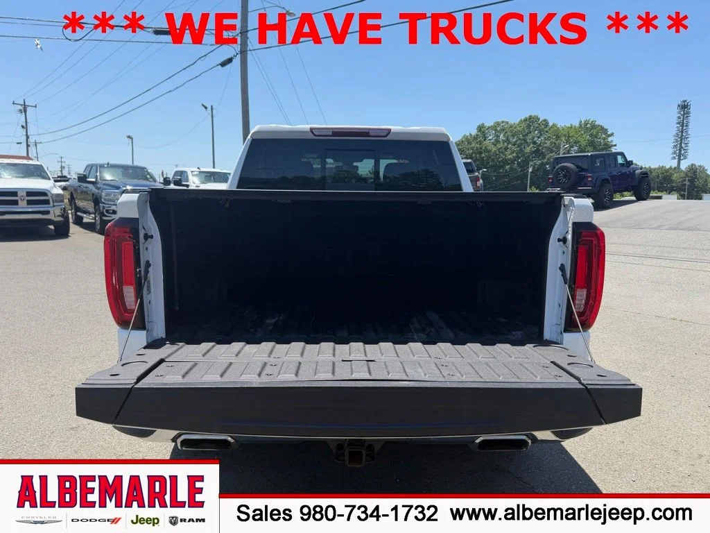 Used 2020 White GMC SLT image 5