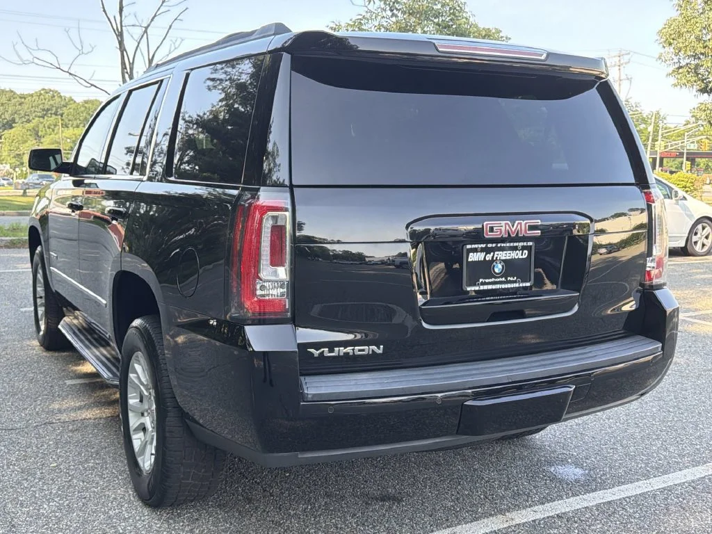 Used 2019 Black GMC SLT image 16