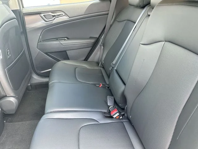 New 2026 Wolf Gray Kia EX image 26