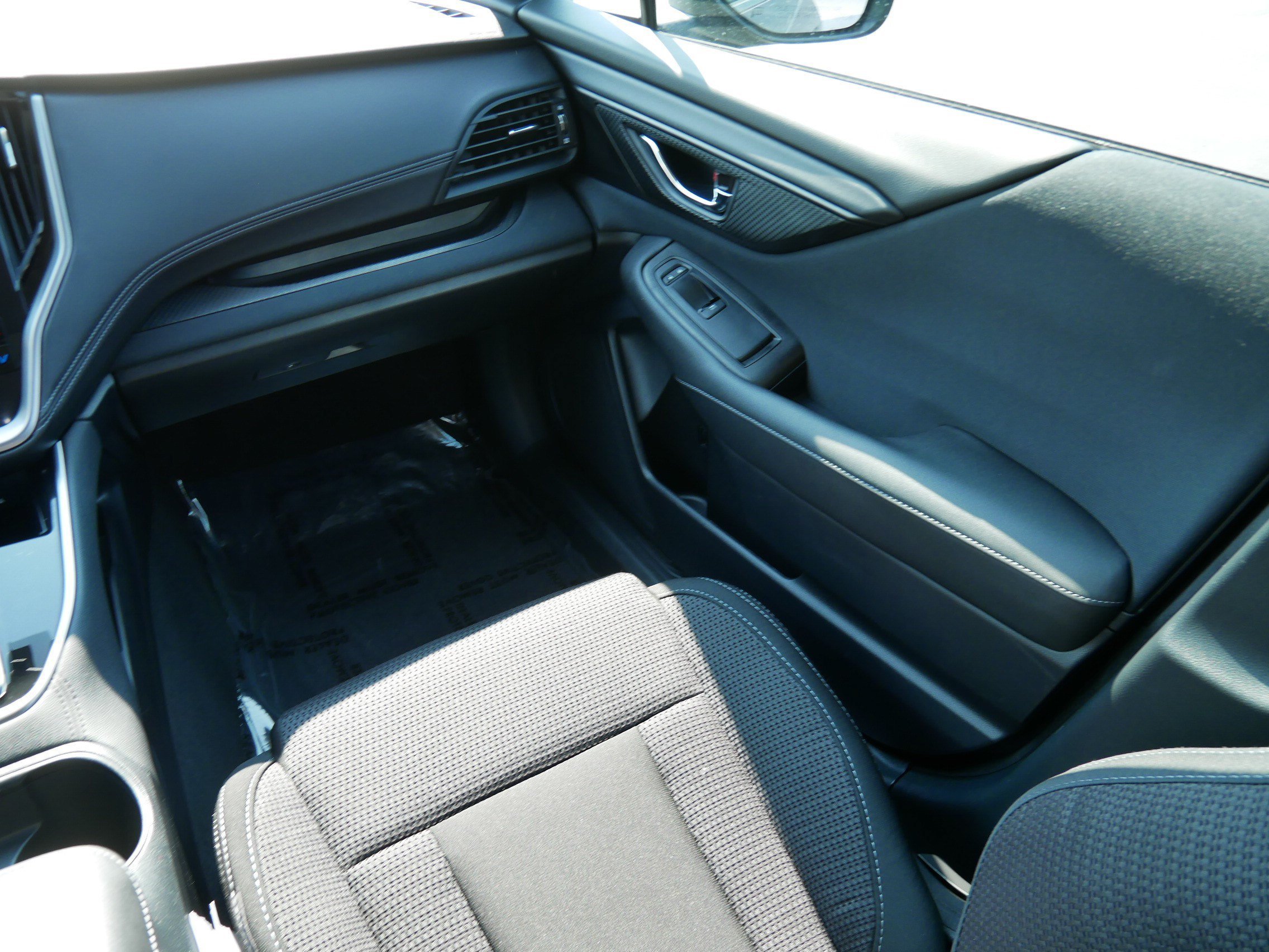 Used 2025 Magnetite Gray Metallic Subaru Premium image 11