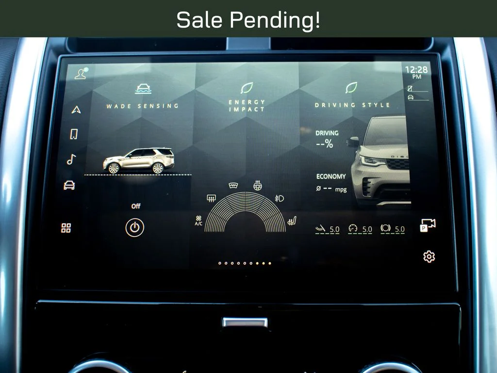 Used 2025 Gray Land Rover Dynamic SE image 24