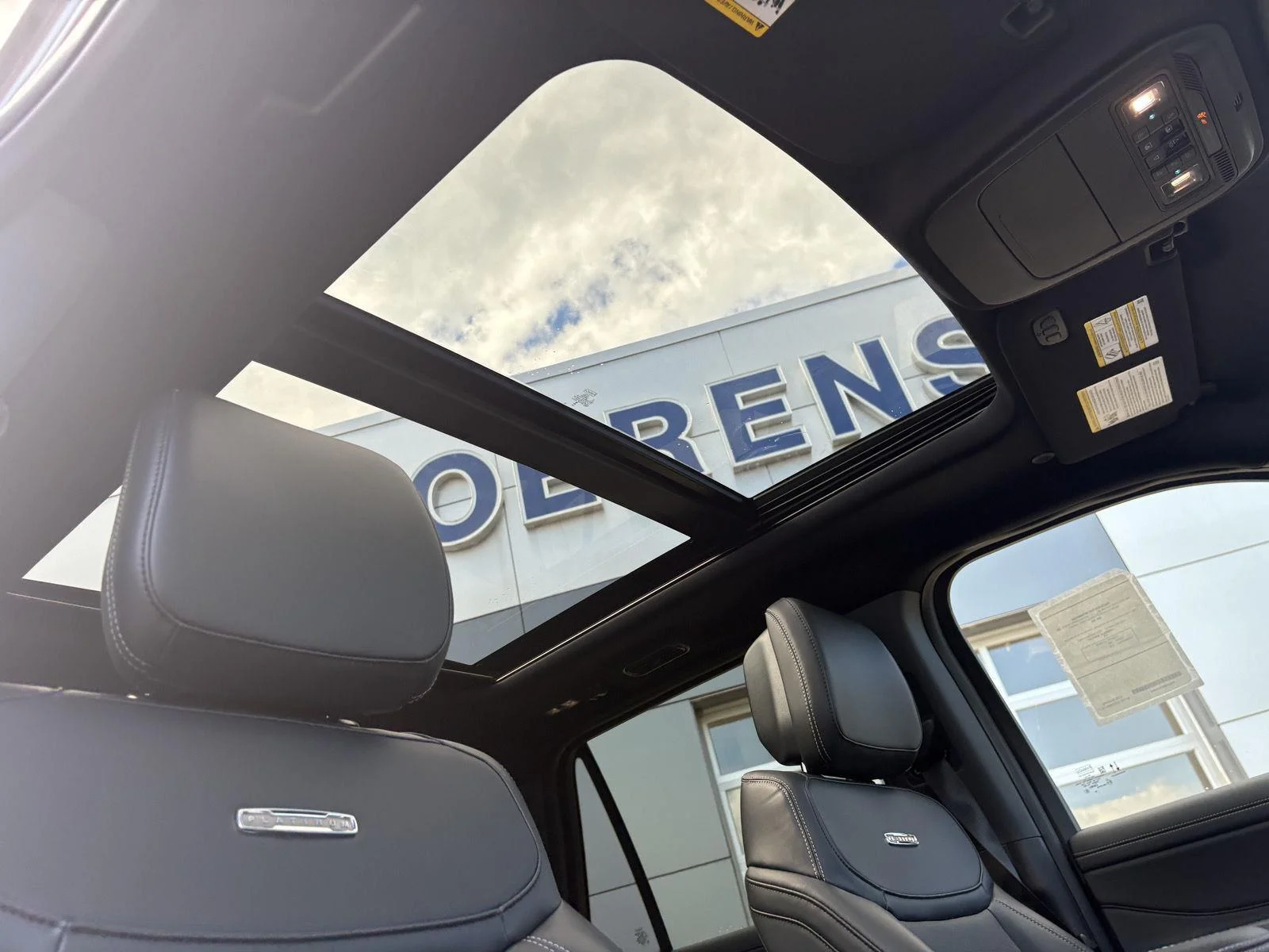 New 2026 Glacier Gray Metallic Tri-Coat Ford Platinum® image 26