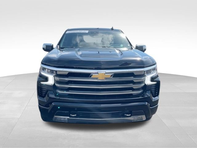 Certified Used 2025 Black Chevrolet High Country image 3