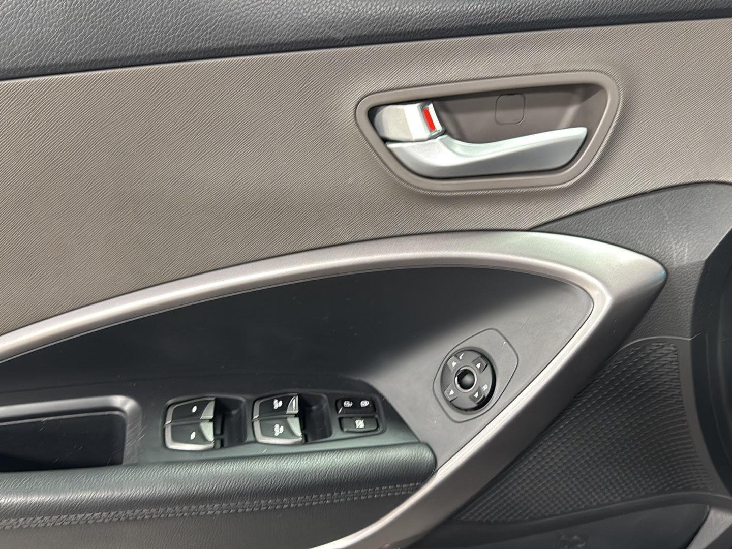 2015 Hyundai Santa Fe Sport - Photo 28