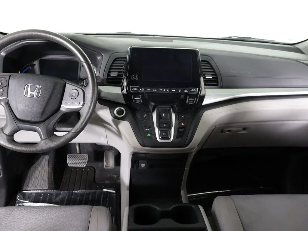 Used 2019 Modern Steel Metallic Honda EX image 37