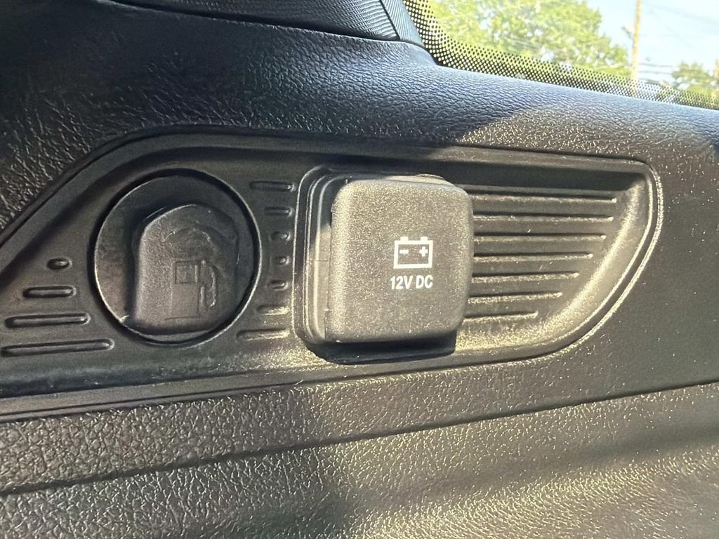 Used 2024 White Jeep 4xe image 13