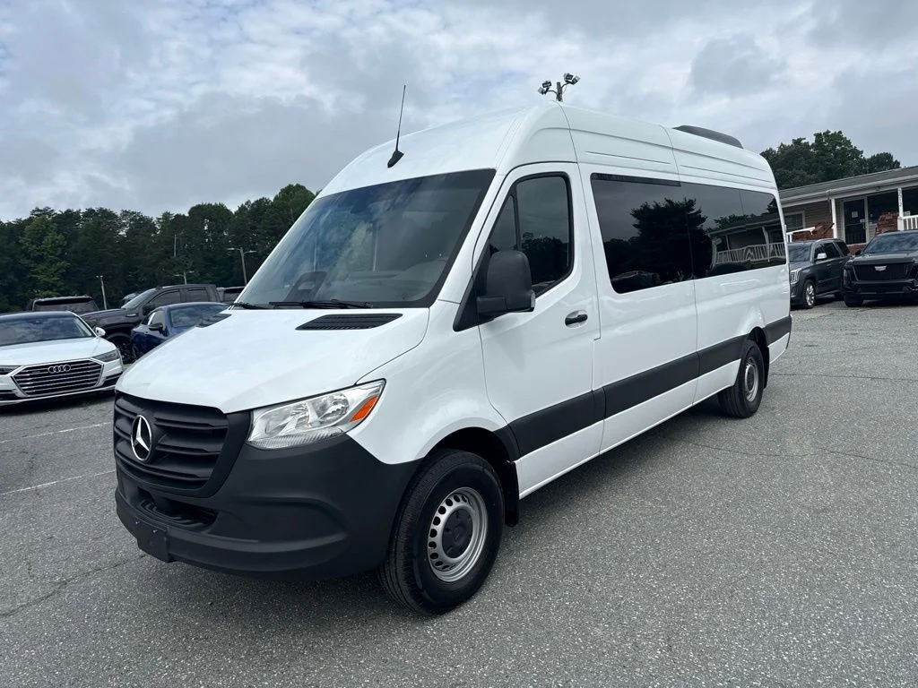Used 2025 White Mercedes-Benz Passenger 170 WB image 1