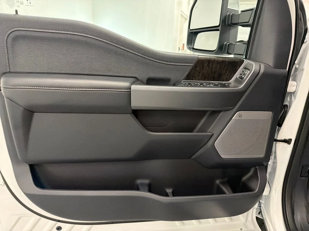 New 2026 Star White Metallic Tri-Coat Ford F-350® Lariat® image 13